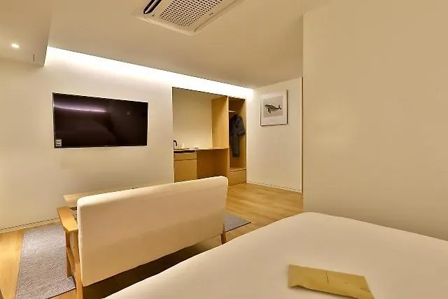 Motel Yeoksam Cf Seoul